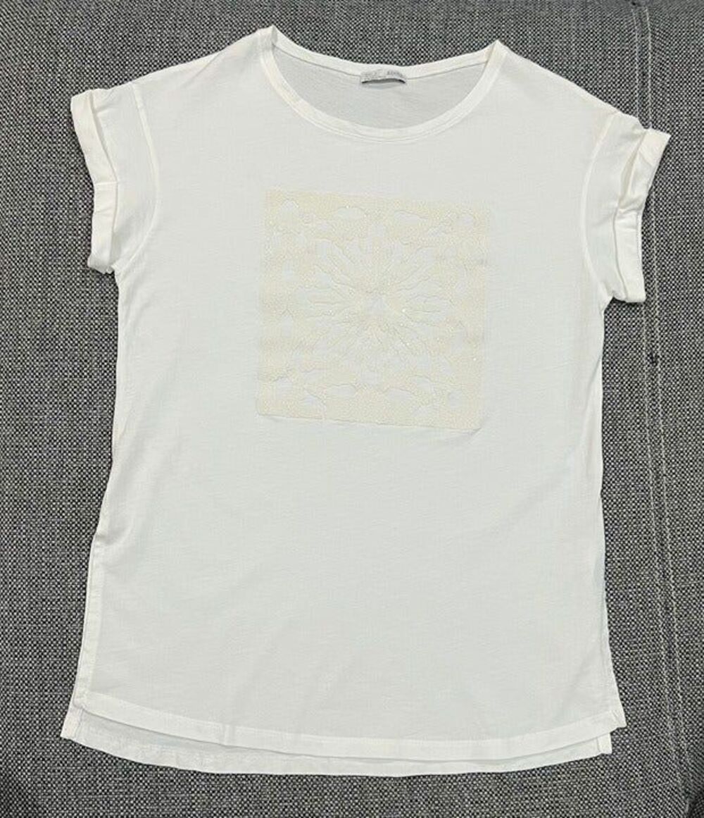 Zara Women’s Short Sleeve Side Slit Tee (S)